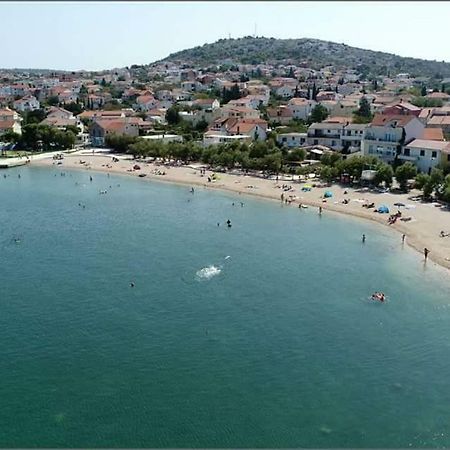 Beach Apartment Kate With Sea View, Balcony And Parking, Murter, Dalmatia Zewnętrze zdjęcie